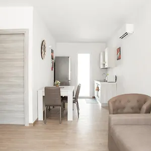  Casa vacanze - Via Delle Rose