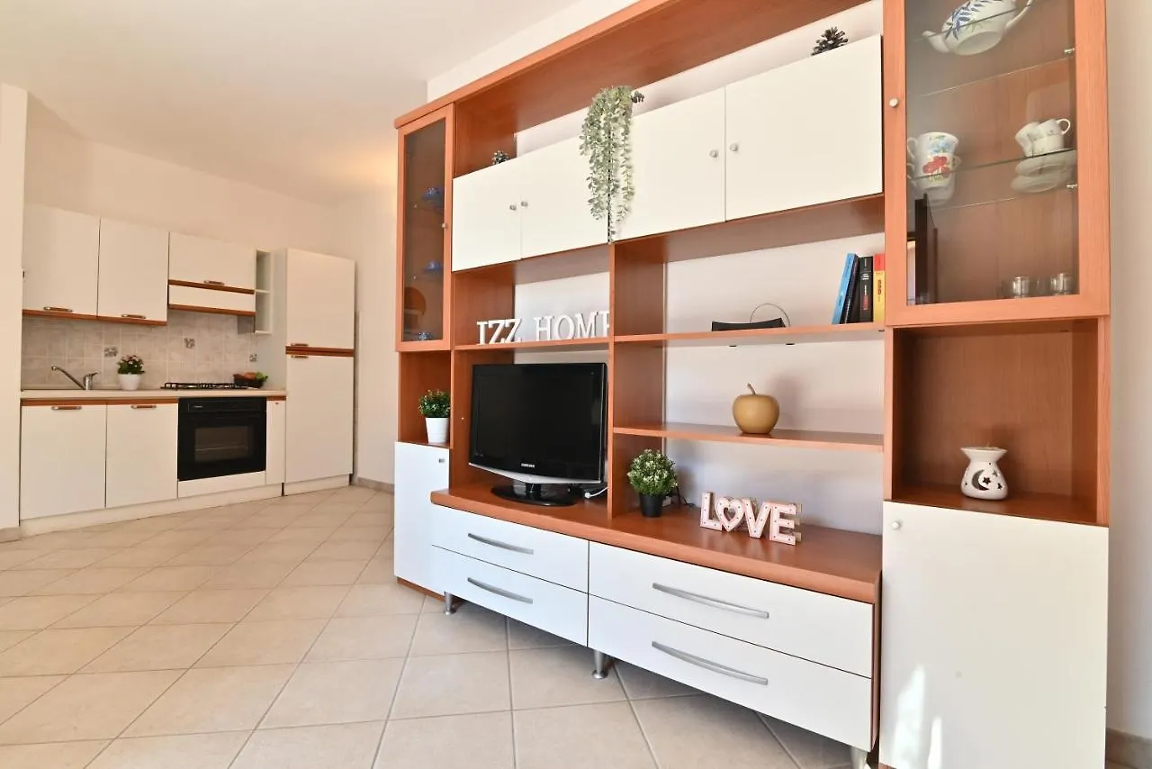 Izzhome Lemon Tree Pula Holiday home