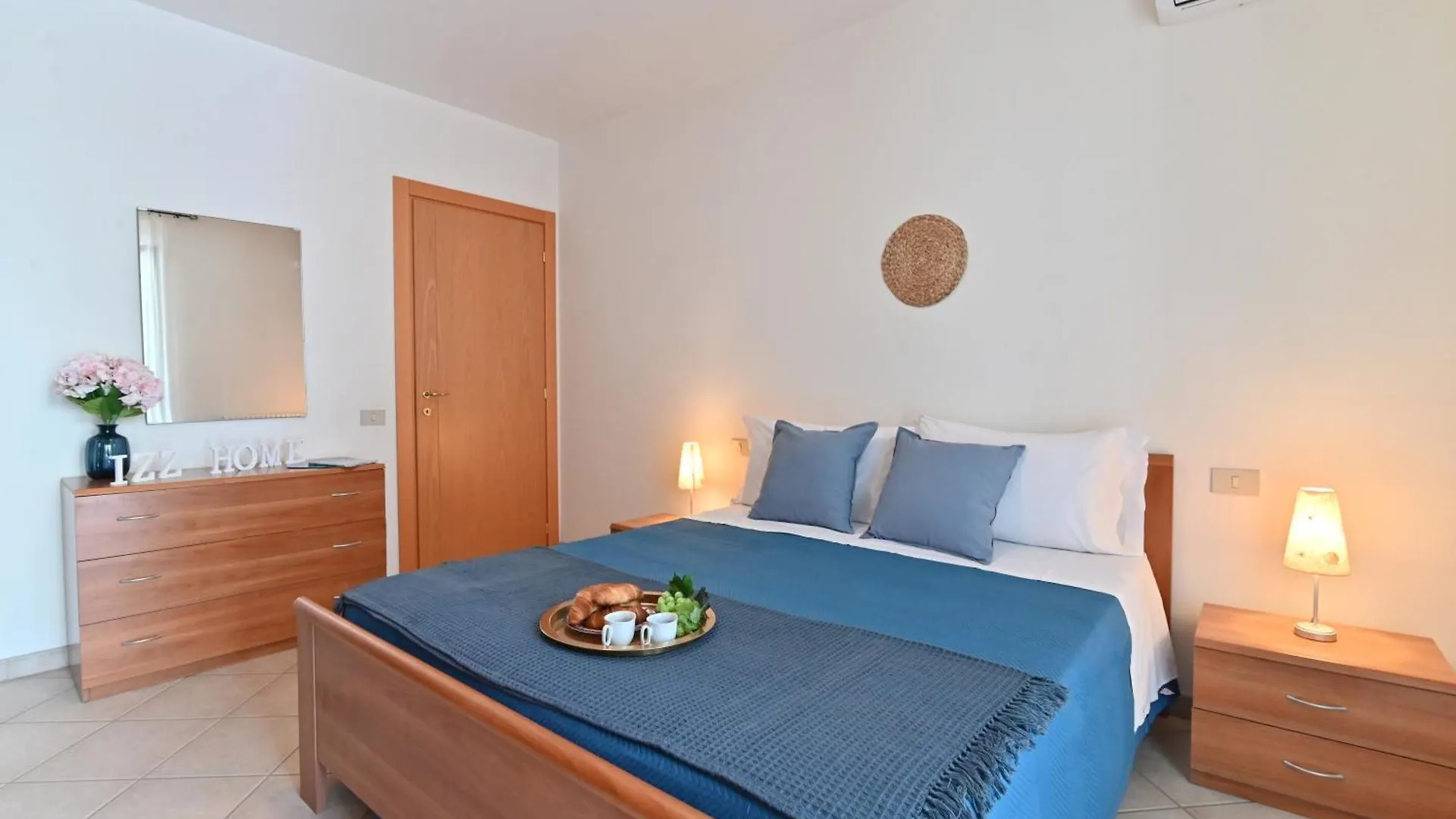 Izzhome Lemon Tree Pula 0*,  Italy